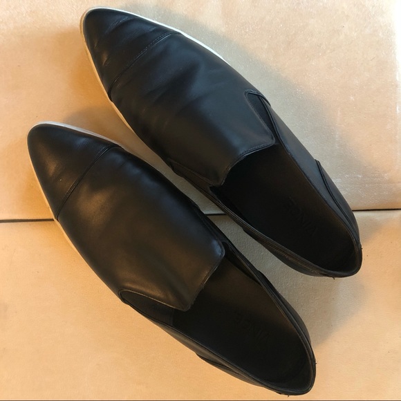 Vince Black Pointed Toe leather slip on - Picture 4 of 6